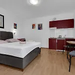 Spectrum 2 Apartment Makarska
