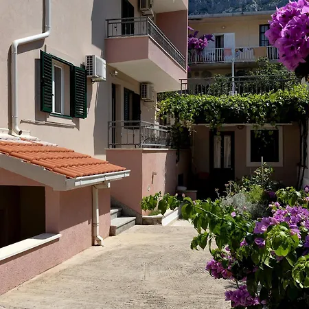 Apartman Spectrum 2 *