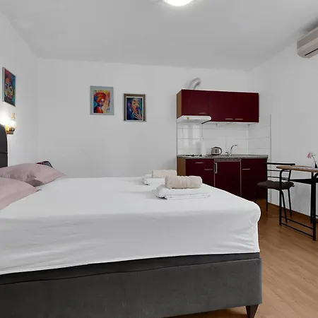 Spectrum 2 Makarska