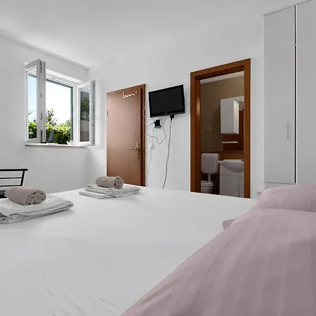 Spectrum 2 Apartman Makarska
