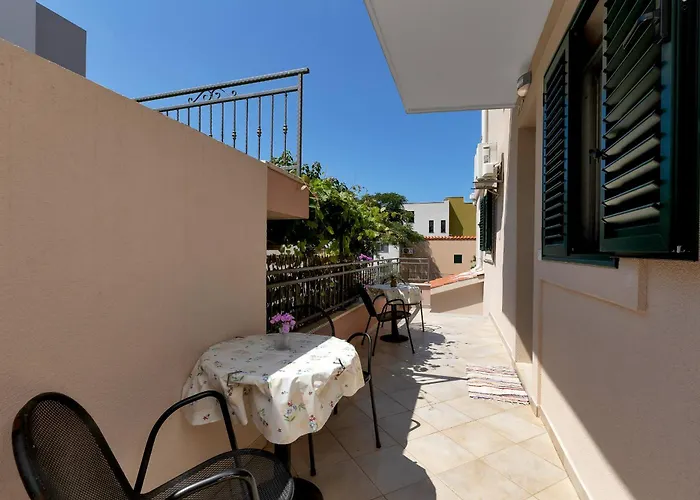 Spectrum 2 * Makarska